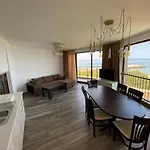 Apartments Pomorie Апартаменты Поморие