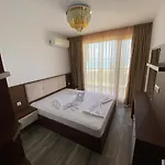Апартаменты Apartments Pomorie Поморие