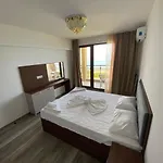 Apartments Pomorie Апартаменты Поморие