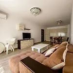 Апартаменты Apartments Pomorie Поморие