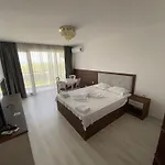 Апартаменты Apartments Pomorie *