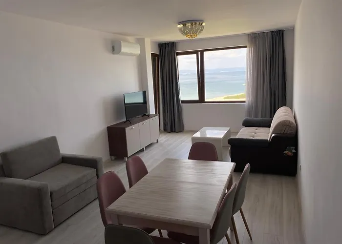 Apartments Pomorie *